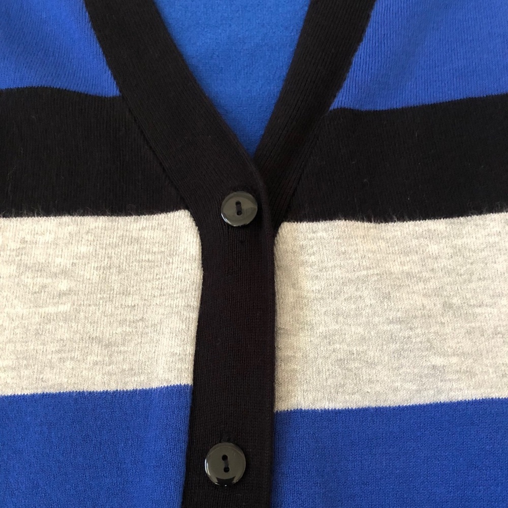 Monnari Buttoned Color-block Striped Cardigan - Picture 12 of 16